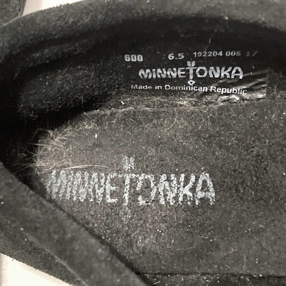 MINNETONKA Black Suede Moccasin Women's 6.5 Beading SOLED - Picture 5 of 6